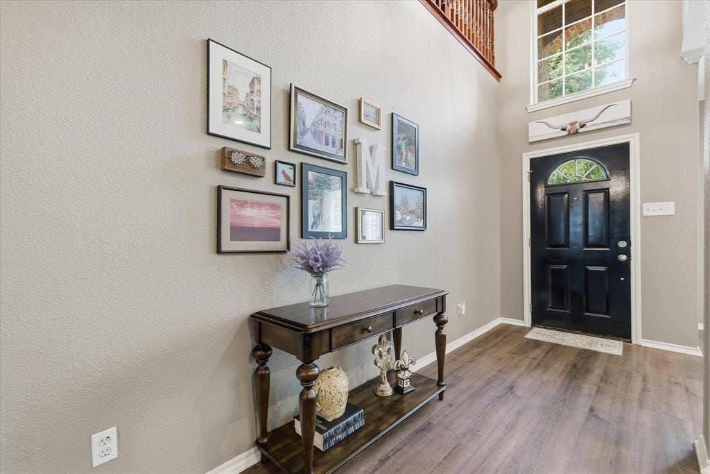 Light and bright entry