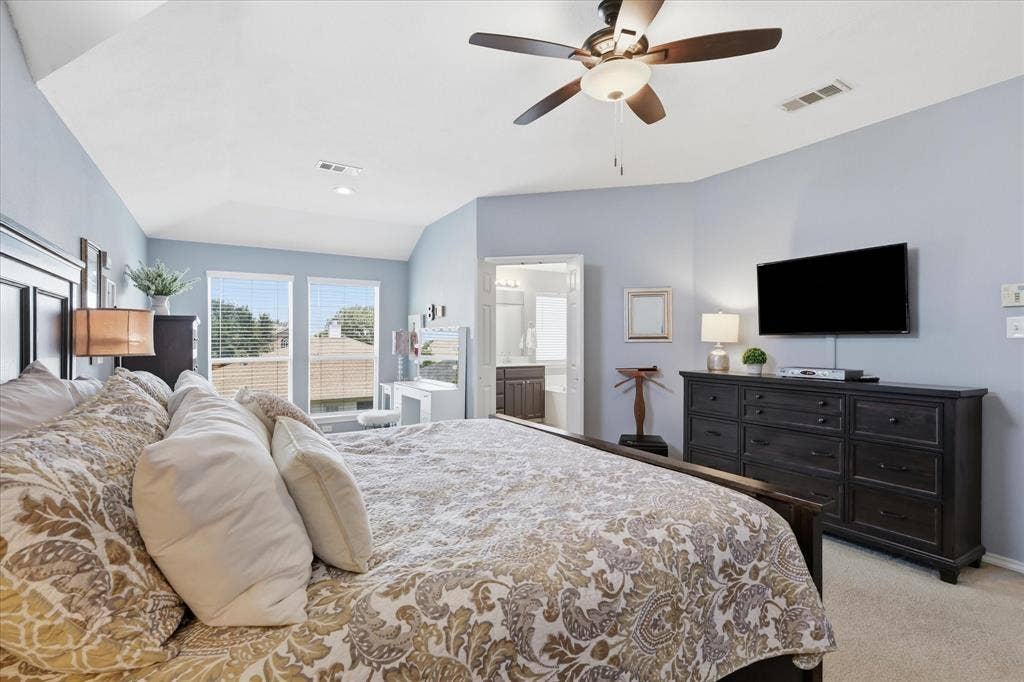 Huge space to retreat to after a long day