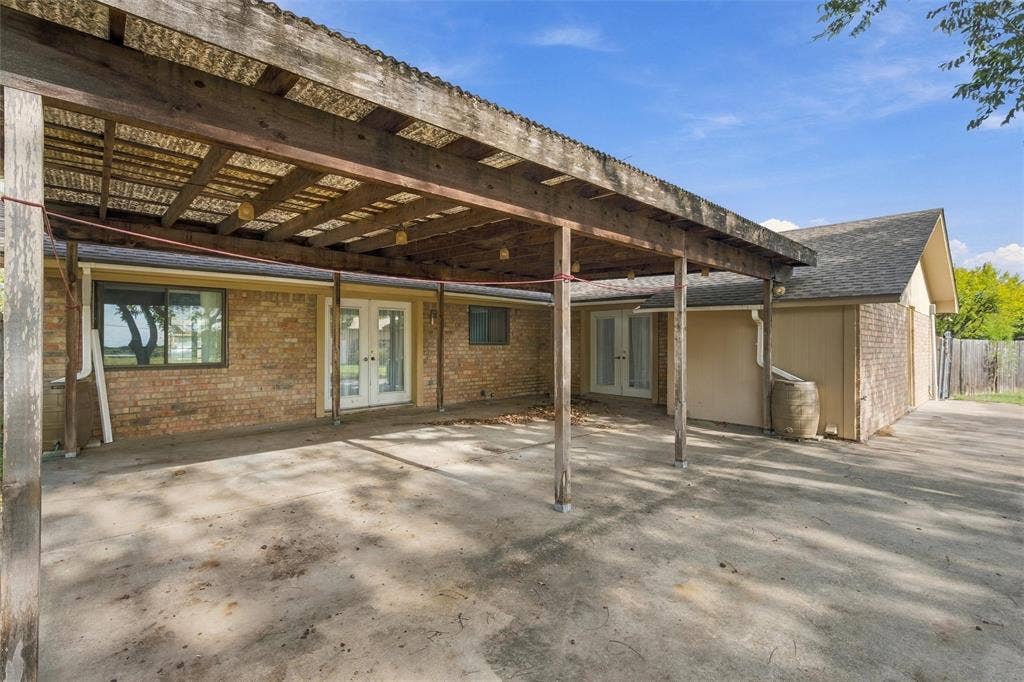 741 S 1st Street, Hewitt, TX 76643 741 S 1st Street, Hewitt, TX 76643