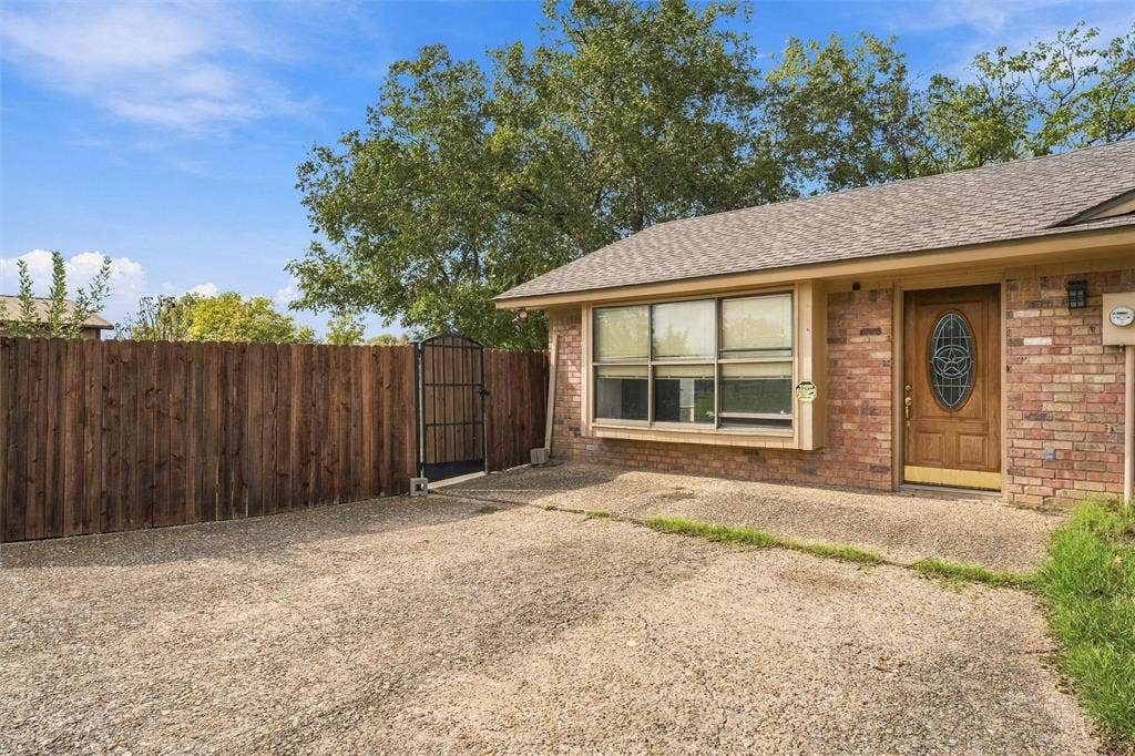 741 S 1st Street, Hewitt, TX 76643 741 S 1st Street, Hewitt, TX 76643