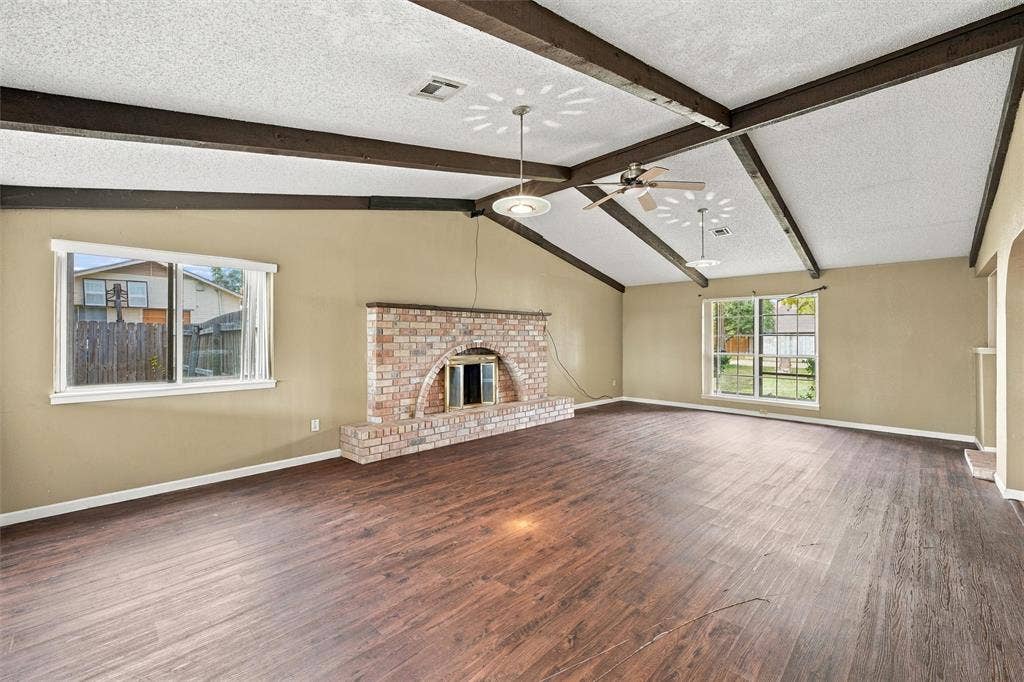 741 S 1st Street, Hewitt, TX 76643 741 S 1st Street, Hewitt, TX 76643