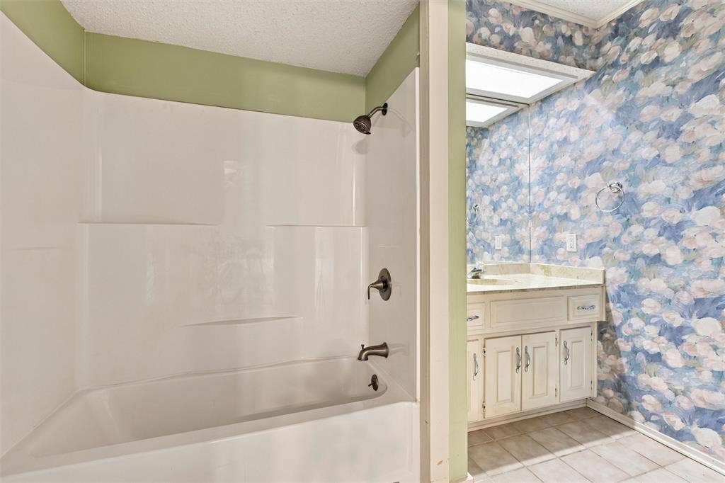 741 S 1st Street, Hewitt, TX 76643 741 S 1st Street, Hewitt, TX 76643