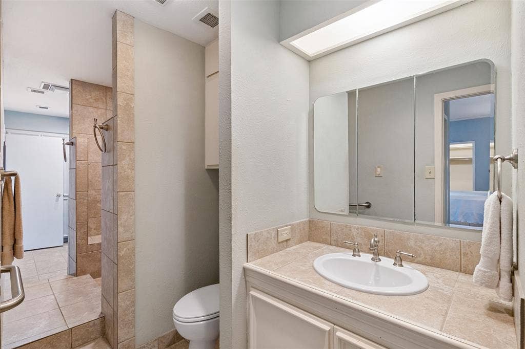 6335 W Northwest Highway, #1517, Dallas, TX 75225 6335 W Northwest Highway, #1517, Dallas, TX 75225