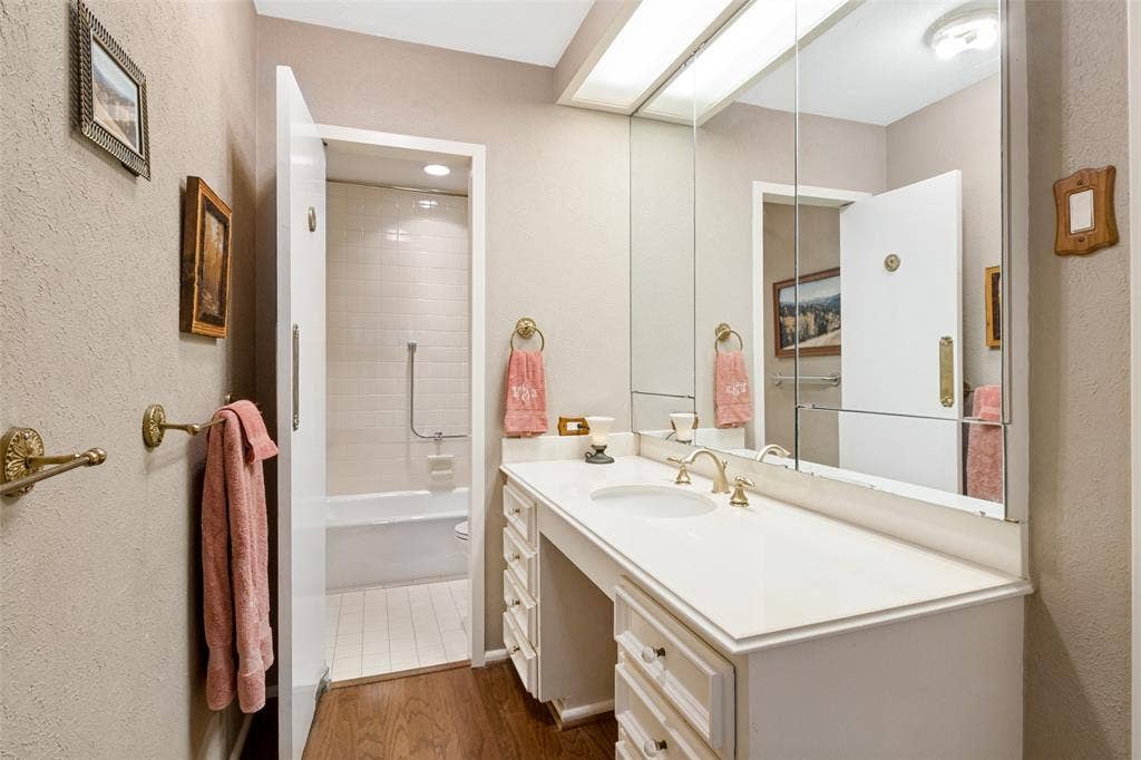6335 W Northwest Highway, #1517, Dallas, TX 75225 6335 W Northwest Highway, #1517, Dallas, TX 75225