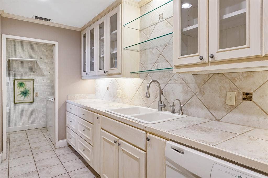 6335 W Northwest Highway, #1517, Dallas, TX 75225 6335 W Northwest Highway, #1517, Dallas, TX 75225