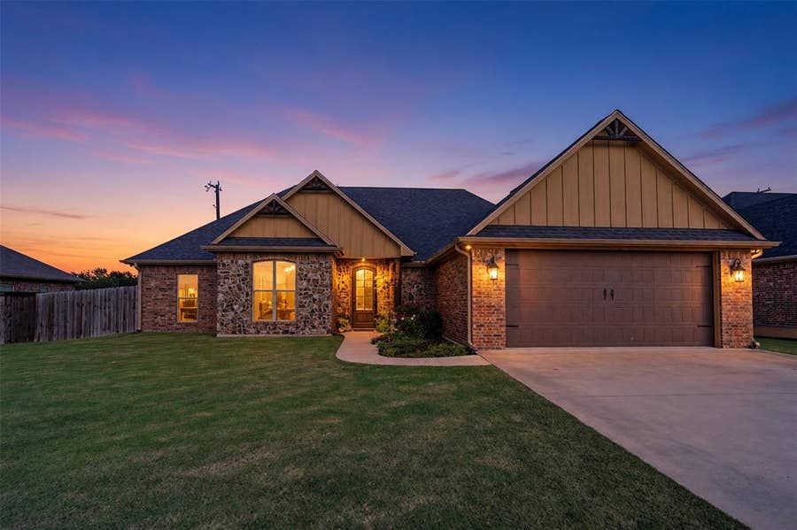Property photo for 330 Koby Circle, Sulphur Springs, TX