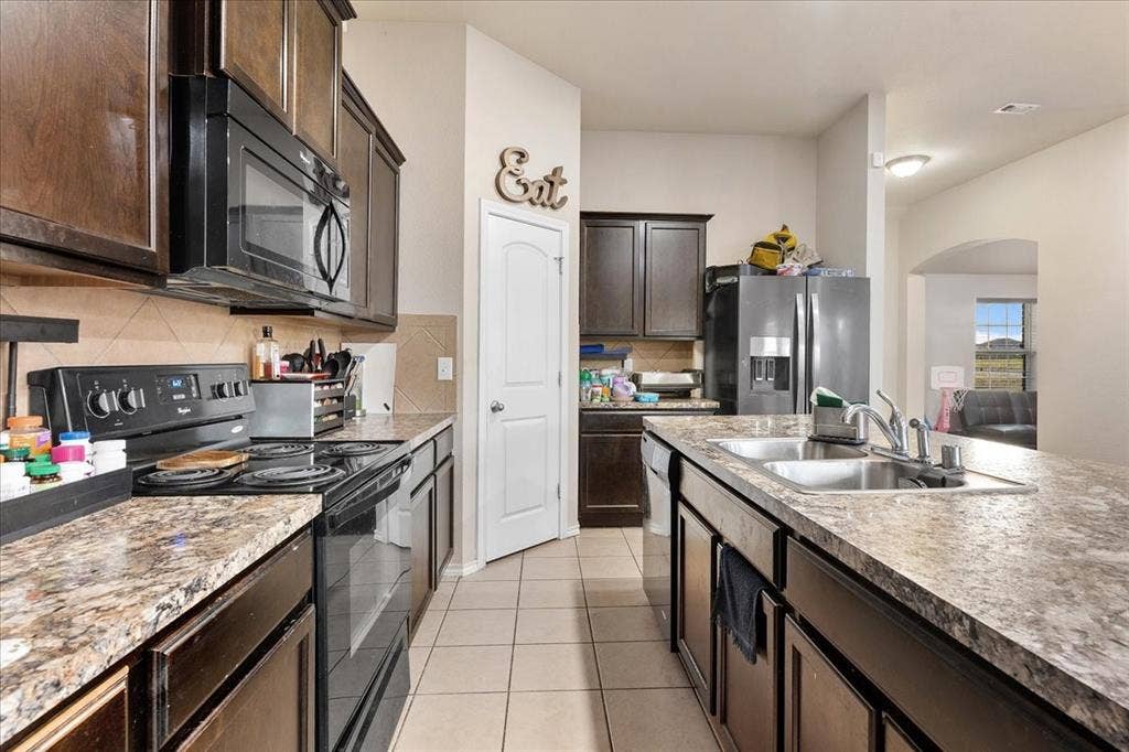 1985 Harbor Court, Lancaster, TX 75146 1985 Harbor Court, Lancaster, TX 75146