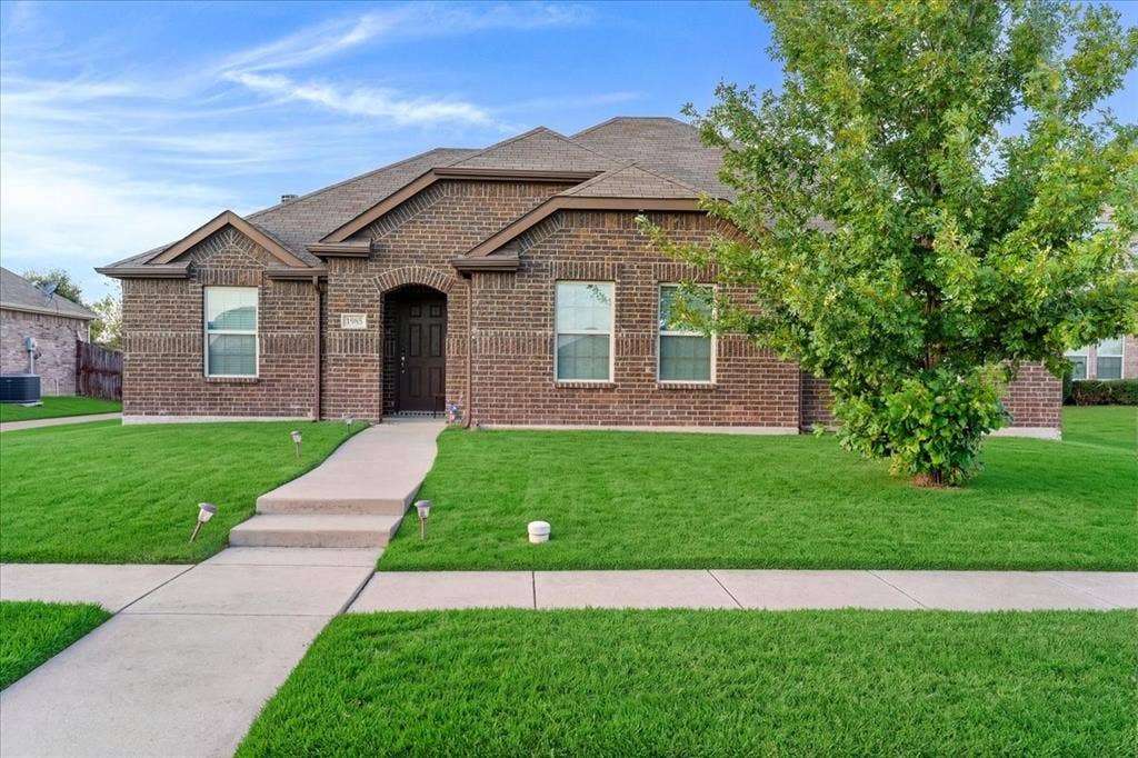 1985 Harbor Court, Lancaster, TX 75146 1985 Harbor Court, Lancaster, TX 75146