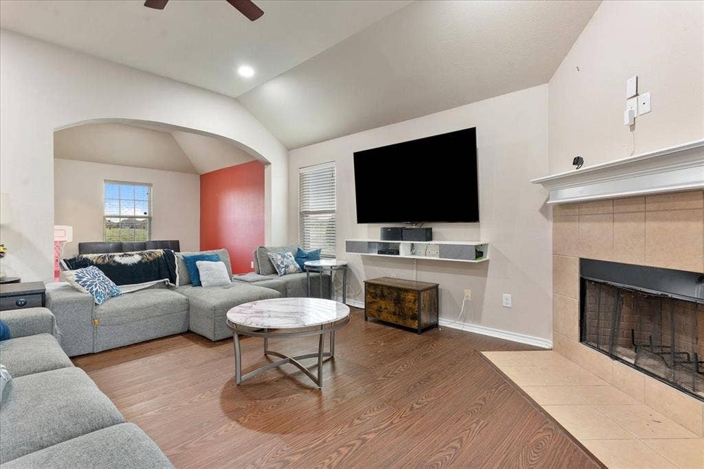 1985 Harbor Court, Lancaster, TX 75146 1985 Harbor Court, Lancaster, TX 75146