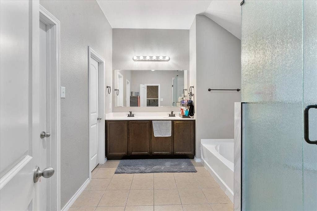 1985 Harbor Court, Lancaster, TX 75146 1985 Harbor Court, Lancaster, TX 75146