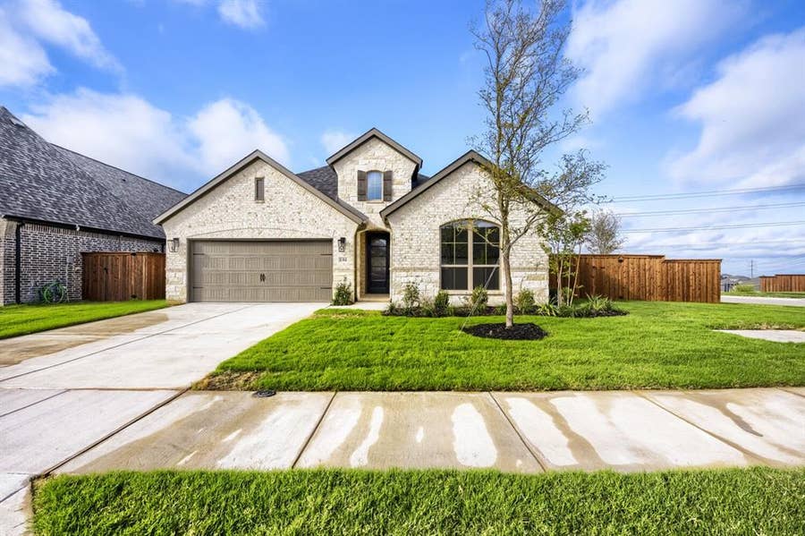 Property photo for 106 Alamito Road, Rhome, TX