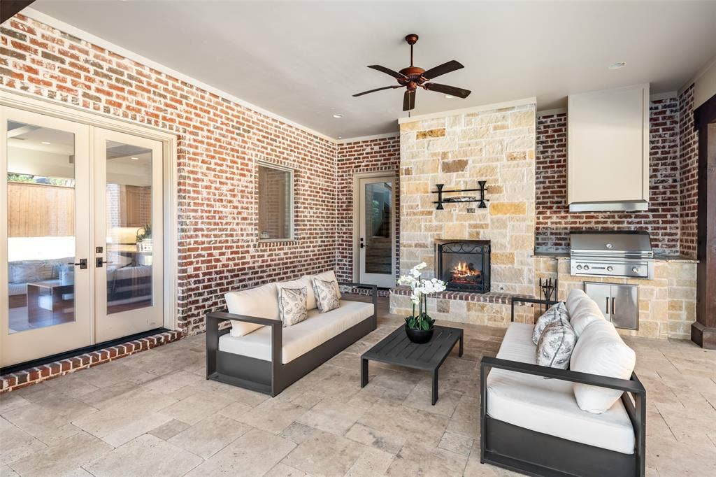 6820 Amaretto Court, Plano, TX 75024