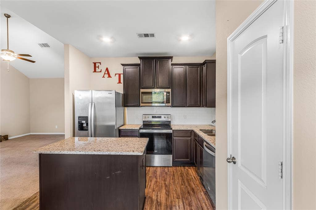 1401 Park Trails Boulevard, Princeton, TX 75407 1401 Park Trails Boulevard, Princeton, TX 75407