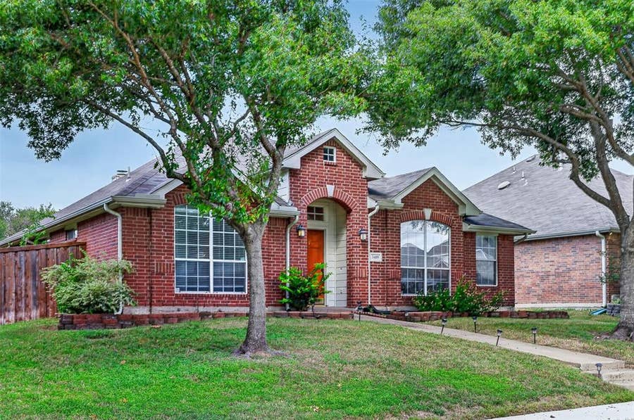 Property photo for 3409 Bluegrass Drive, Plano, TX