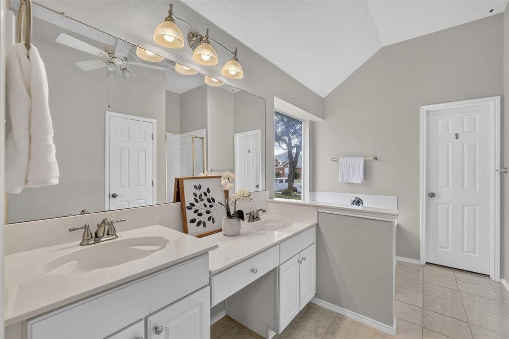 3409 Bluegrass Drive, Plano, TX 75074 3409 Bluegrass Drive, Plano, TX 75074