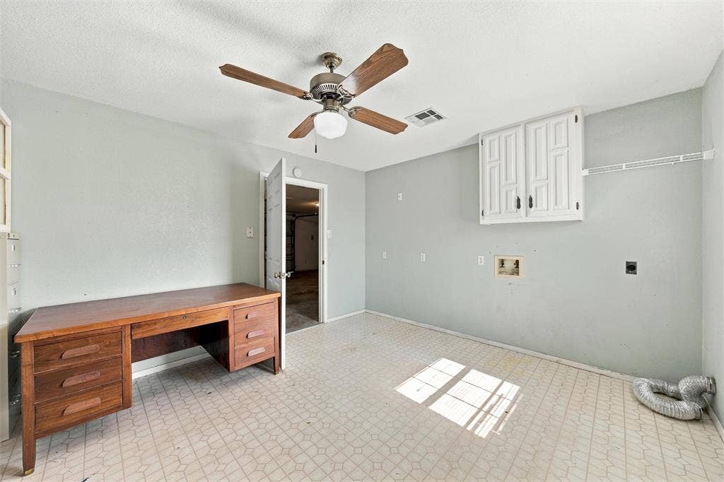 350 Jon Street, Lorena, TX 76655 350 Jon Street, Lorena, TX 76655