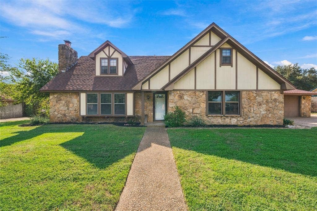 350 Jon Street, Lorena, TX 76655 350 Jon Street, Lorena, TX 76655