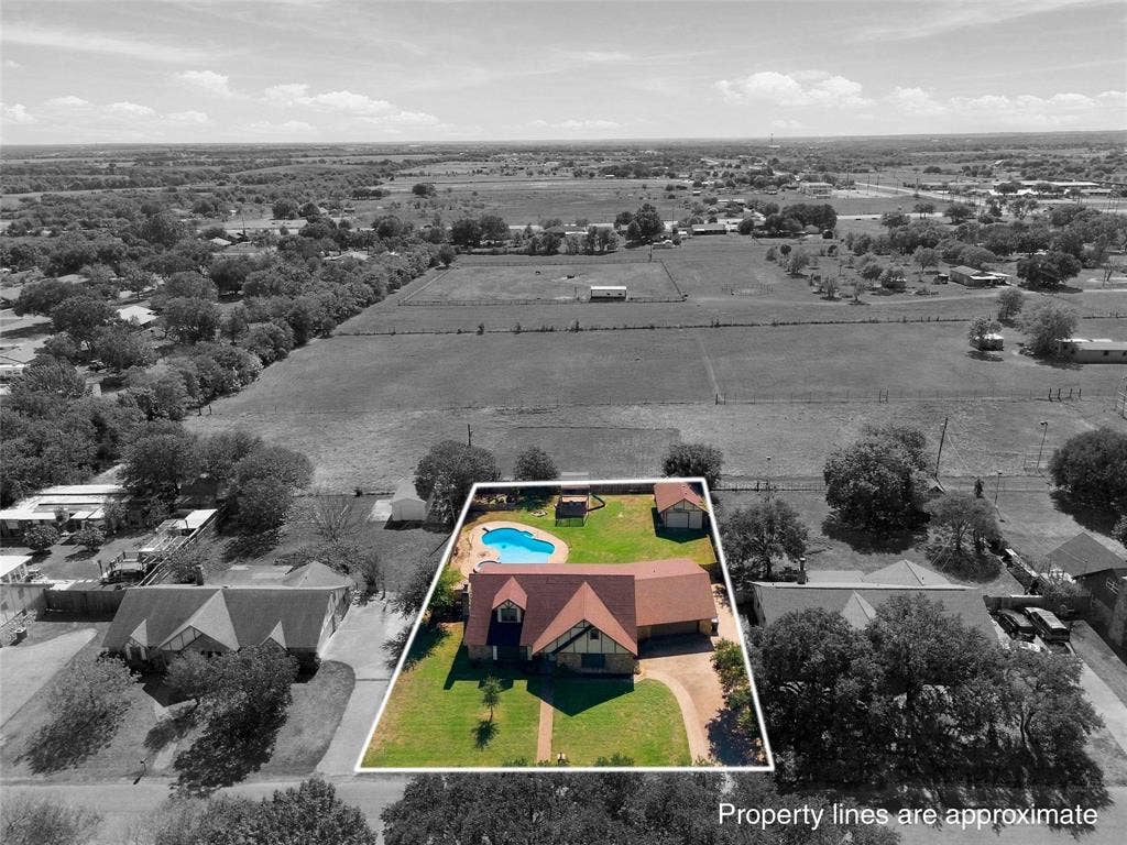 350 Jon Street, Lorena, TX 76655 350 Jon Street, Lorena, TX 76655
