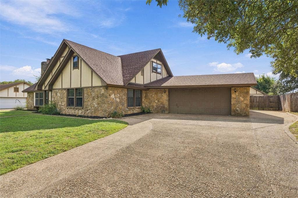 350 Jon Street, Lorena, TX 76655 350 Jon Street, Lorena, TX 76655