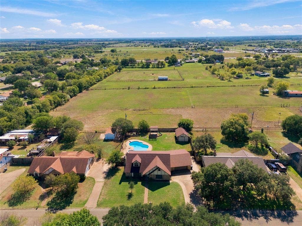 350 Jon Street, Lorena, TX 76655 350 Jon Street, Lorena, TX 76655
