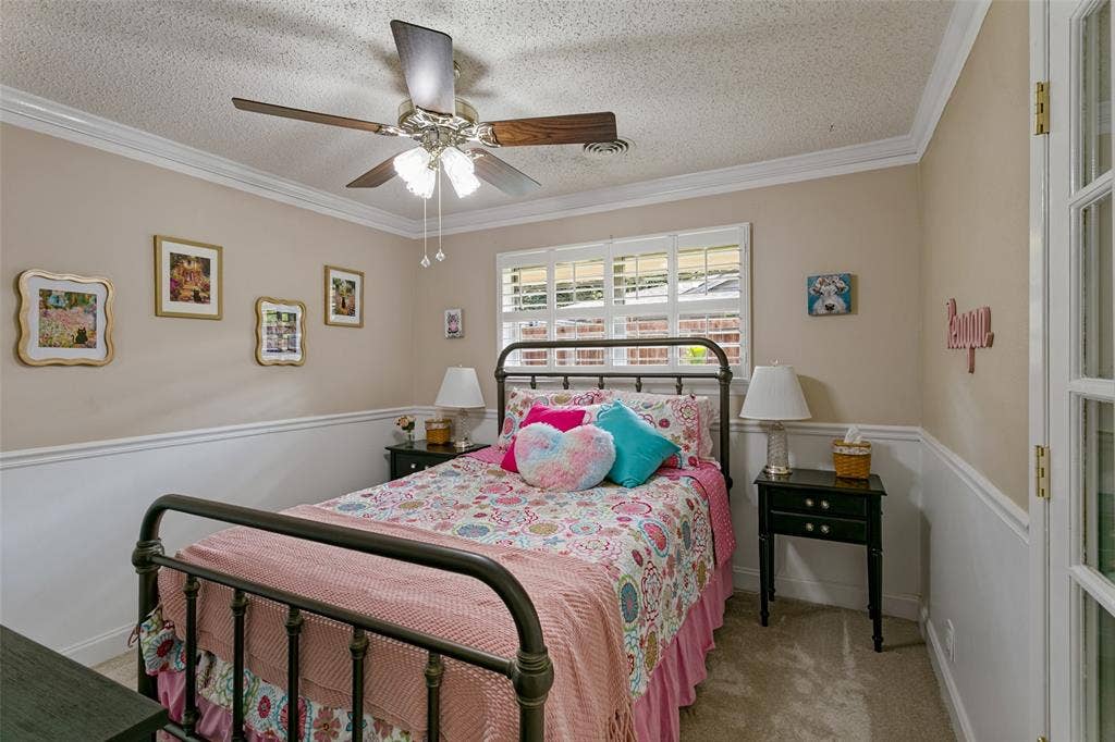 4309 Selkirk Drive W, Fort Worth, TX 76109
