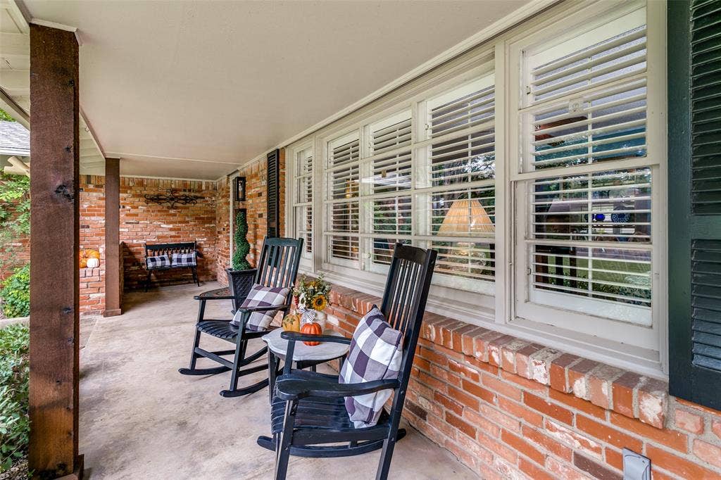 4309 Selkirk Drive W, Fort Worth, TX 76109