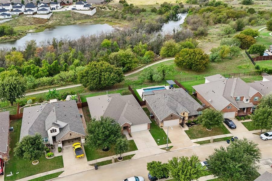 Property photo for 7417 Lowline Drive, Fort Worth, TX