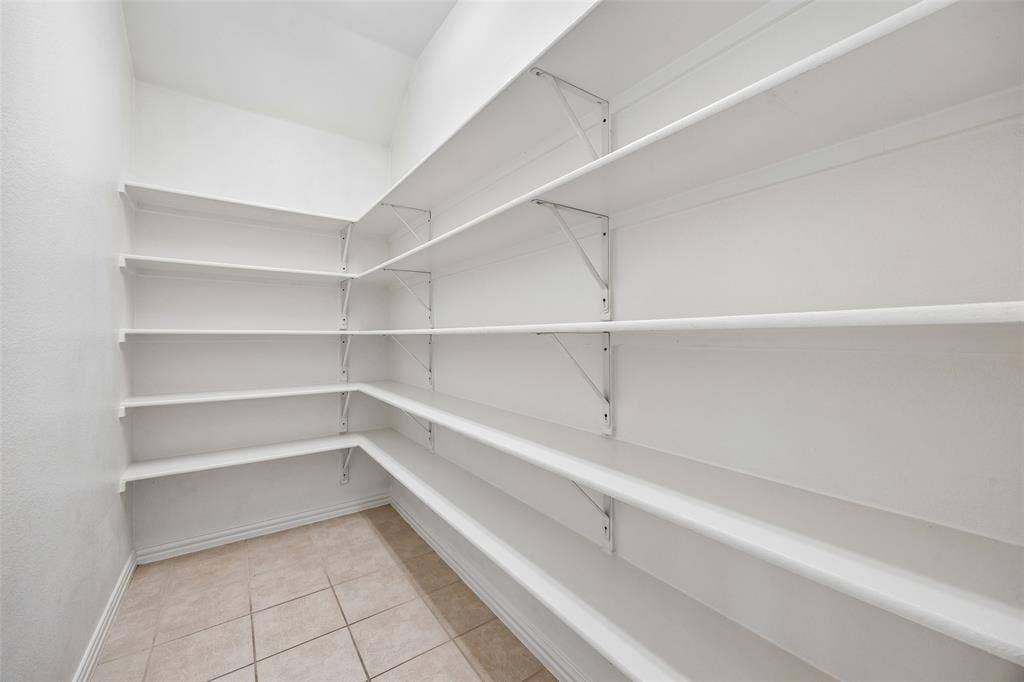 7417 Lowline Drive, Fort Worth, TX 76131
