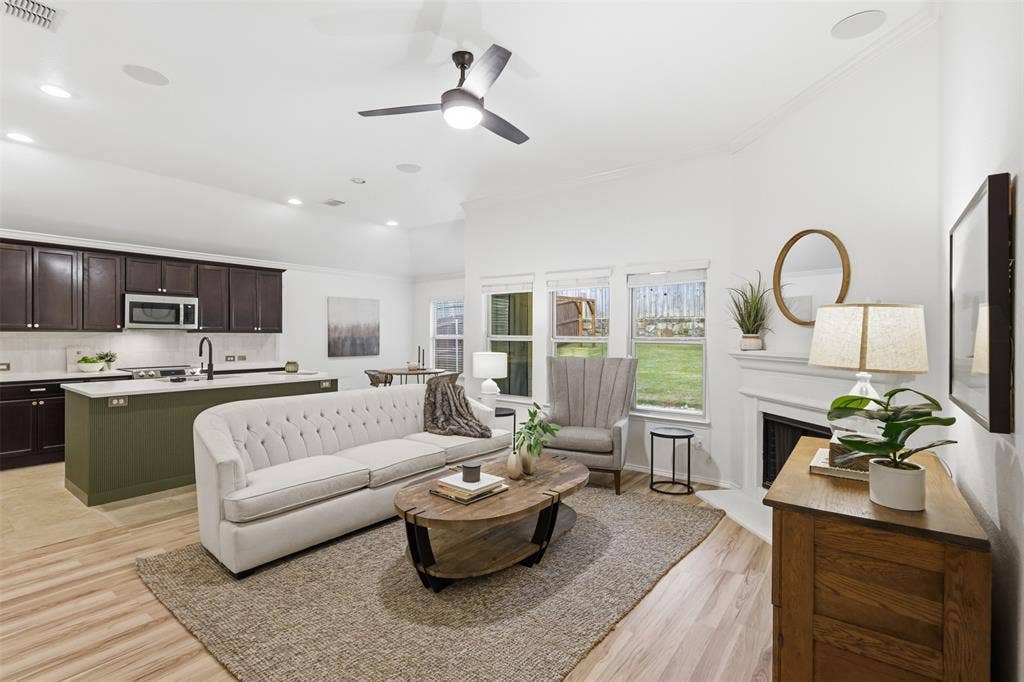 Beautiful open concept floor plan.