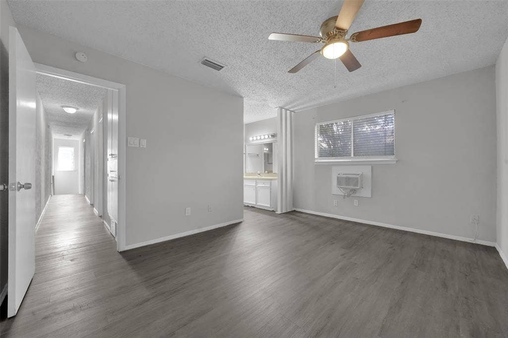 405 Atherton Drive, Garland, TX 75043 405 Atherton Drive, Garland, TX 75043