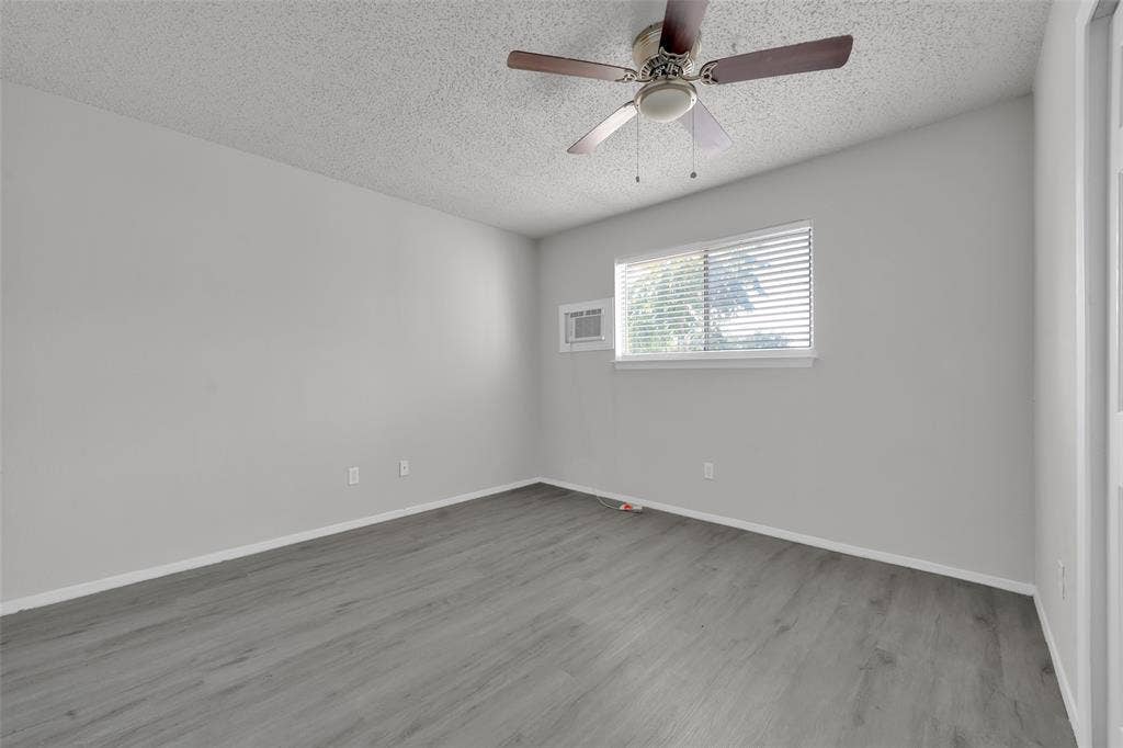 405 Atherton Drive, Garland, TX 75043 405 Atherton Drive, Garland, TX 75043