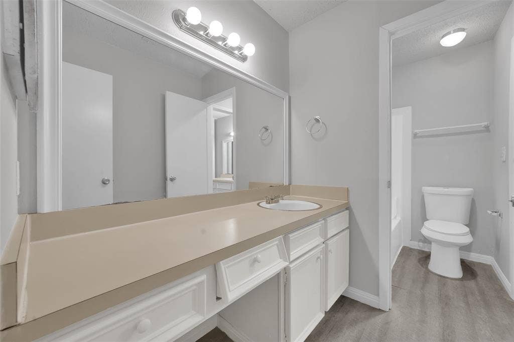 405 Atherton Drive, Garland, TX 75043 405 Atherton Drive, Garland, TX 75043