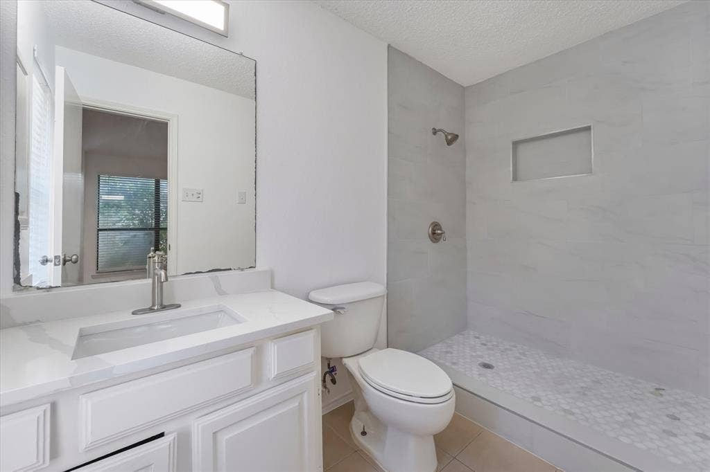 708 Tribal Road, Plano, TX 75023 708 Tribal Road, Plano, TX 75023