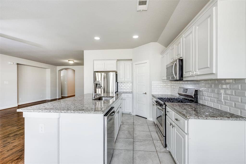 1205 Rocky Mountain Court, Celina, TX 75009