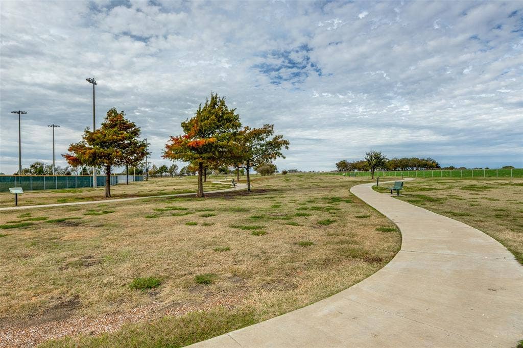 1205 Rocky Mountain Court, Celina, TX 75009
