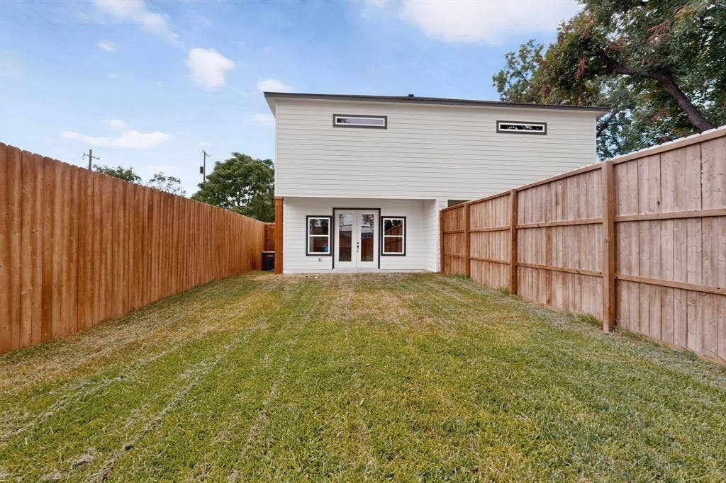 5102 Philip Avenue, Dallas, TX 75223