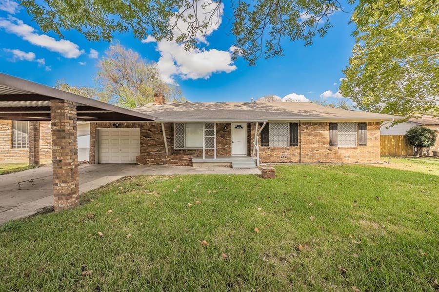 Property photo for 2258 Roberts Cut Off Road, Sansom Park, TX
