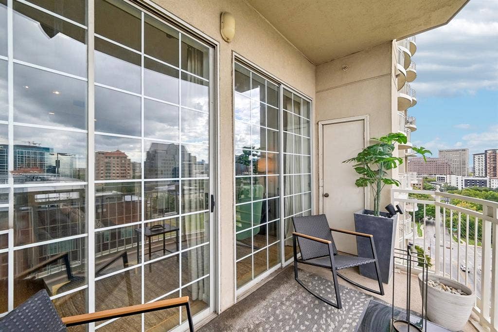 3225 Turtle Creek Boulevard, #914, Dallas, TX 75219