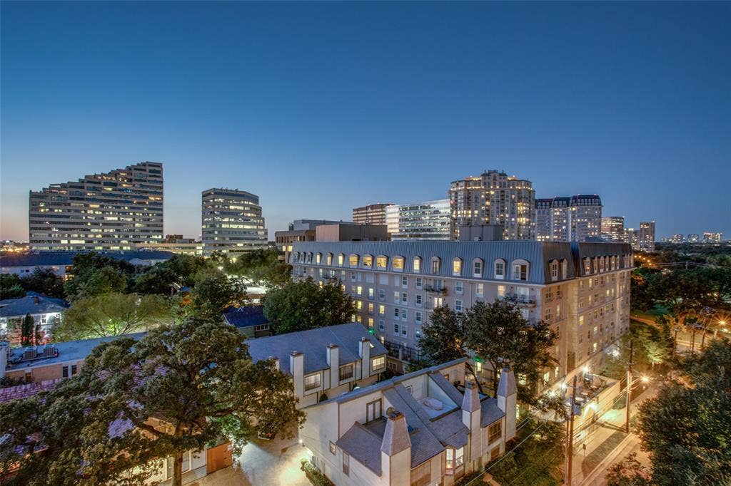 3225 Turtle Creek Boulevard, #914, Dallas, TX 75219