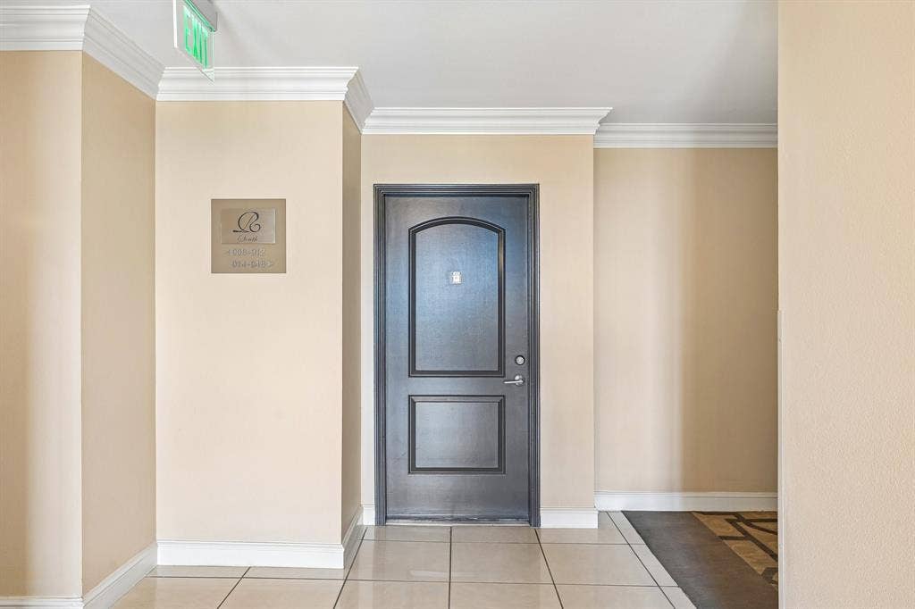 3225 Turtle Creek Boulevard, #914, Dallas, TX 75219