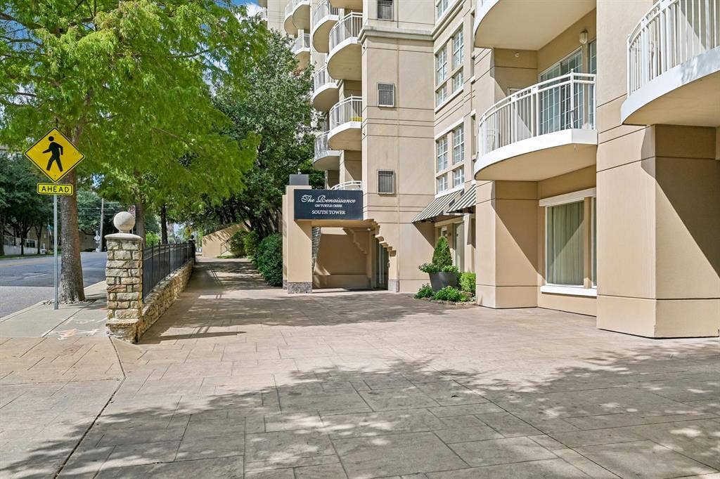 3225 Turtle Creek Boulevard, #914, Dallas, TX 75219