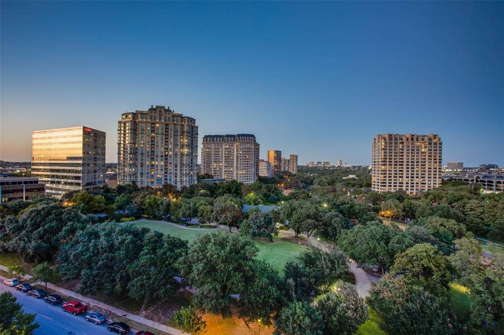 3225 Turtle Creek Boulevard, #914, Dallas, TX 75219