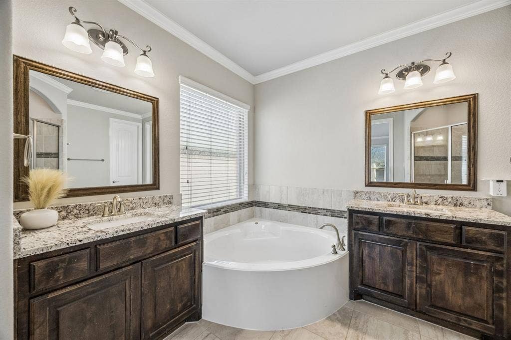 2816 Driftwood Creek Trail, Celina, TX 75078 Dual vanities with tub and separate shower.