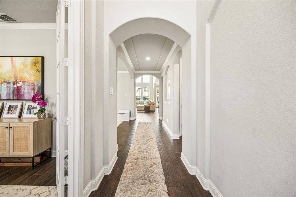 2816 Driftwood Creek Trail, Celina, TX 75078 Once you enter you will have an office on the left and guesr room to the right with a full bath.