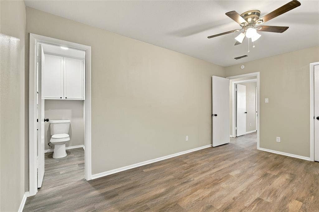 621 NW Barbara Lane, Burleson, TX 76028
