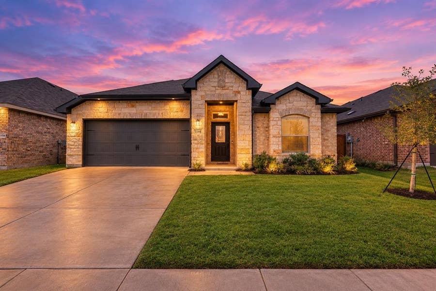 Property photo for 11436 Alpine Springs Drive, Aubrey, TX
