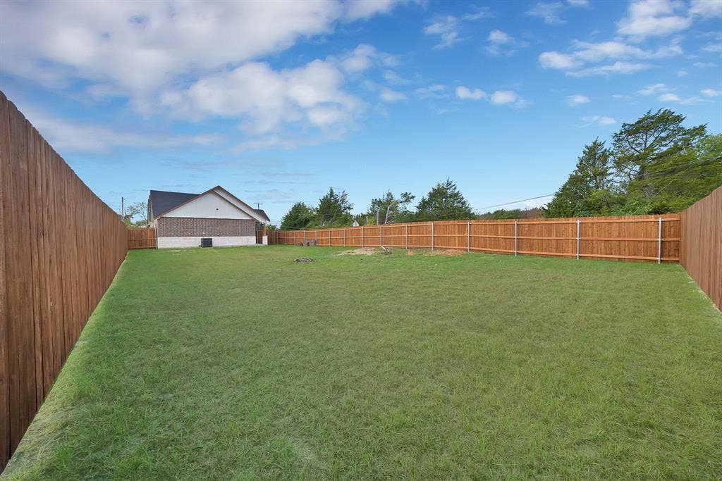 724 Gilbert Street, Terrell, TX 75160 724 Gilbert Street, Terrell, TX 75160