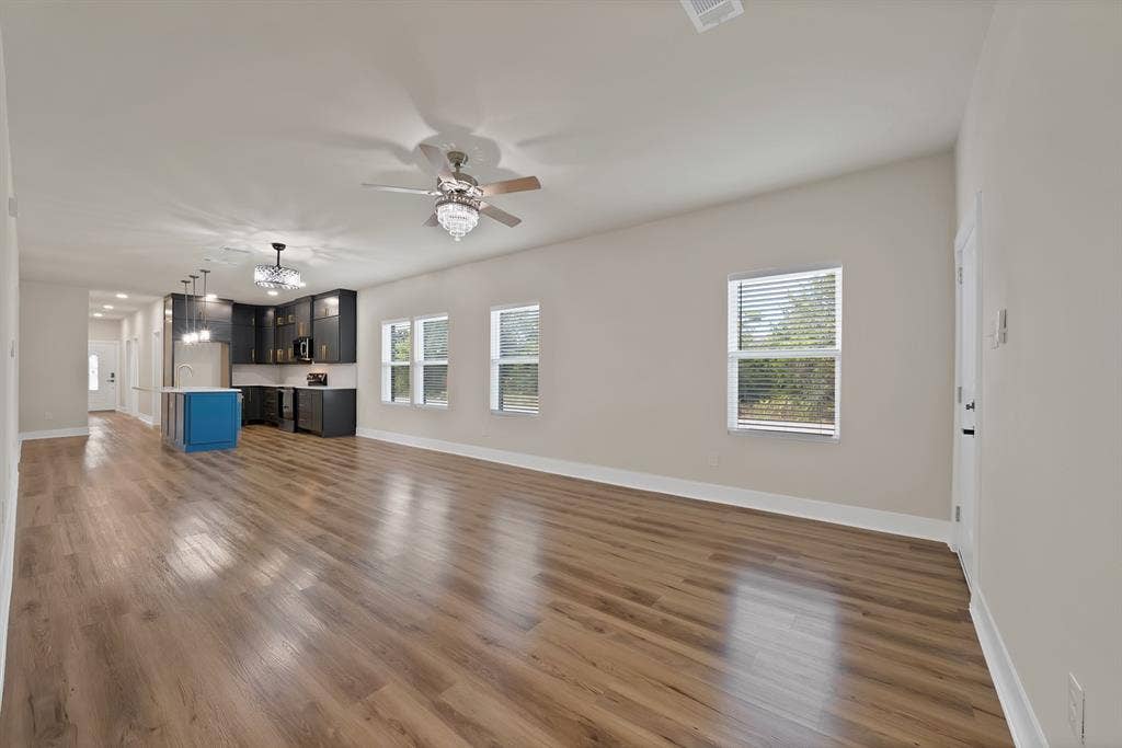 724 Gilbert Street, Terrell, TX 75160 724 Gilbert Street, Terrell, TX 75160