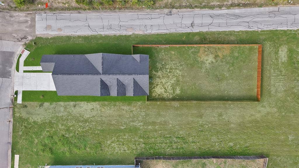 724 Gilbert Street, Terrell, TX 75160 724 Gilbert Street, Terrell, TX 75160