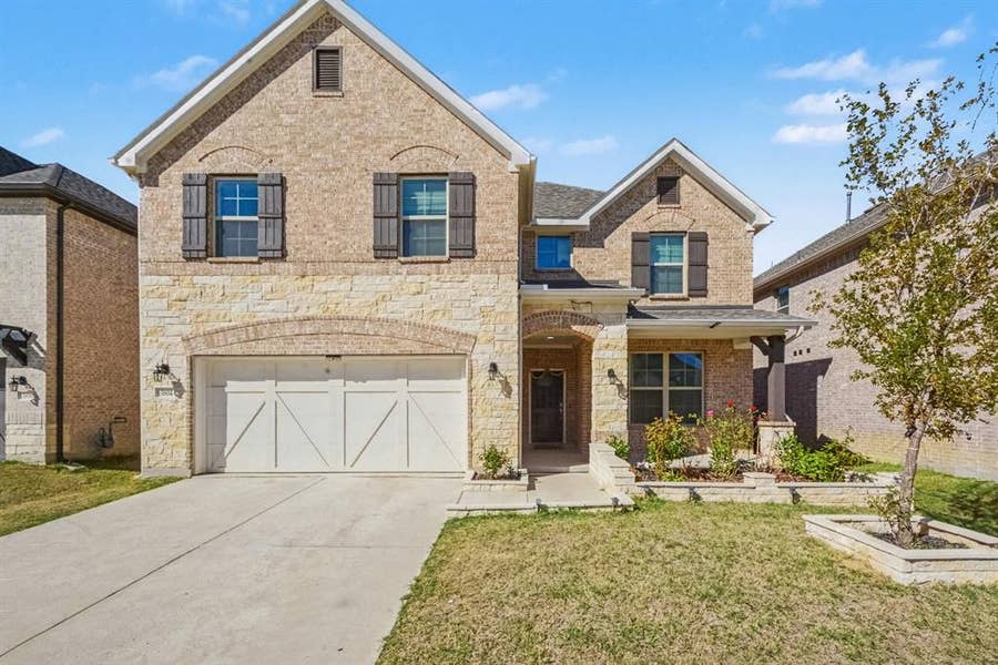 Property photo for 3804 Pearlwood Road, Little Elm, TX